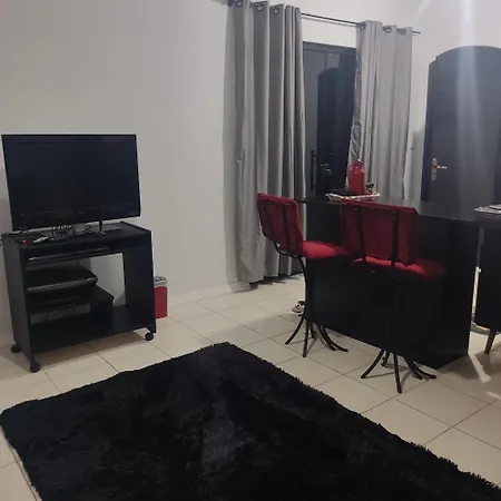 Kitnet Proximo Ao Parque Exposicoes Apartment Maringa Exterior photo